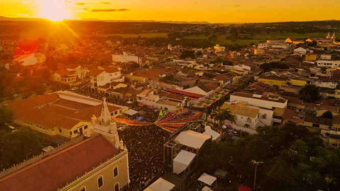 Aegea Saneamento assina contrato de gestão dos resíduos sólidos urbanos na região do Cariri (CE)